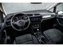 Volkswagen Touran 1.5 TSi 150 pk Highline Business R-line 7p | Keyless | Full LED | Camera | Stoelverwarming