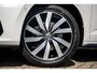 Volkswagen Touran 1.5 TSi 150 pk Highline Business R-line 7p | Keyless | Full LED | Camera | Stoelverwarming