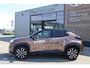 Toyota Yaris Cross HYBRID 130 EXECUTIVE NIEUW MODEL 2026! DIRECT LEVERBAAR!! STOEL/STUURVER MATRIX-LED JBL EL-ACHTERKLEP 18'' LM-VELGEN KEYLESS BLIND SPOT APPLE/ANDROID