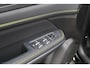 Lynk & Co 01 1.5 More | Trekhaak | 360 Graden camera | Actieve LED Koplampen | Schuif-/Kanteldak | Premium Audio By Harman Kardon | Sfeerverlichting | Dodehoekassistent | Adaptieve Cruise Control | Stuurverwarming | Stoelverwarming | Bestuurdersstoel met geheugen | Getint glas | Elektrisch bedienbare achterklep | Draadloos telefoonoplader
