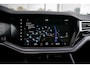 Volkswagen Touareg 3.0 TSi eHybrid 4MOTION R design | Luchtvering | Panoramisch schuifdak |  Adaptieve Cruise Control | Head-up display | Leder "Puglia" "R-logo' zwart/ blauwe stikking |