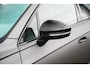 Volkswagen Touareg 3.0 TSi eHybrid 4MOTION R design | Luchtvering | Panoramisch schuifdak |  Adaptieve Cruise Control | Head-up display | Leder "Puglia" "R-logo' zwart/ blauwe stikking |