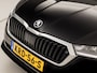 Skoda Octavia Combi 1.4 TSI iV PHEV Sport 218Pk Automaat (VIRTUAL COCKPIT, APPLE CARPLAY, GROOT NAVI, CAMERA, STOELVERWARMING, SPORTSTOELEN, GETINT GLAS, CRUISE, NIEUWE APK, NIEUWSTAAT)