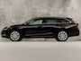 Skoda Octavia Combi 1.4 TSI iV PHEV Sport 218Pk Automaat (VIRTUAL COCKPIT, APPLE CARPLAY, GROOT NAVI, CAMERA, STOELVERWARMING, SPORTSTOELEN, GETINT GLAS, CRUISE, NIEUWE APK, NIEUWSTAAT)
