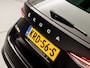 Skoda Octavia Combi 1.4 TSI iV PHEV Sport 218Pk Automaat (VIRTUAL COCKPIT, APPLE CARPLAY, GROOT NAVI, CAMERA, STOELVERWARMING, SPORTSTOELEN, GETINT GLAS, CRUISE, NIEUWE APK, NIEUWSTAAT)
