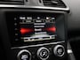 Renault Kadjar TCe 160pk Intens | Automaat | Navigatie | Trekhaak | Voorstoelen verwarmd | Climate control | Camera |