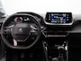 Peugeot 208 1.2 PureTech Allure Pack | Stoelverwarming | Camera | Parkeersensoren | Navigatie | Cruise Control | Apple Carplay/Android Auto | 16" Lichtmetalen Velgen