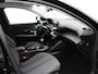Peugeot 208 1.2 PureTech Allure Pack | Stoelverwarming | Camera | Parkeersensoren | Navigatie | Cruise Control | Apple Carplay/Android Auto | 16" Lichtmetalen Velgen