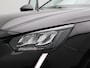 Peugeot 208 1.2 PureTech Allure Pack | Stoelverwarming | Camera | Parkeersensoren | Navigatie | Cruise Control | Apple Carplay/Android Auto | 16" Lichtmetalen Velgen