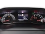 Peugeot 208 1.2 PureTech Allure Pack | Stoelverwarming | Camera | Parkeersensoren | Navigatie | Cruise Control | Apple Carplay/Android Auto | 16" Lichtmetalen Velgen