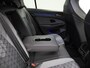 Volkswagen Golf 1.5 eTSI R-Line Business 150 PK| Dealeronderhouden | Navigatie | Harman Kardon High End Audio | Stoelverwarming | Stuurwielverwarming | Parkeersensoren | 18 Inch Velgen