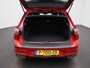 Volkswagen Golf 1.5 eTSI R-Line Business 150 PK| Dealeronderhouden | Navigatie | Harman Kardon High End Audio | Stoelverwarming | Stuurwielverwarming | Parkeersensoren | 18 Inch Velgen