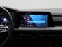 Volkswagen Golf 1.5 eTSI R-Line Business 150 PK| Dealeronderhouden | Navigatie | Harman Kardon High End Audio | Stoelverwarming | Stuurwielverwarming | Parkeersensoren | 18 Inch Velgen