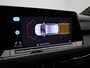 Volkswagen Golf 1.5 eTSI R-Line Business 150 PK| Dealeronderhouden | Navigatie | Harman Kardon High End Audio | Stoelverwarming | Stuurwielverwarming | Parkeersensoren | 18 Inch Velgen