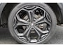 Renault Kadjar TCe 160pk Black Edition | Stoelverwarming | Trekhaak | Bose Geluidssysteem | Leder Alcantara | 19 Inch Velgen |
