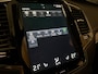 Volvo XC90 T8 AWD Recharge R-Design Long Range | Luchtvering | Trekhaak | 360 Camera | Head-Up Display | Harman Kardon | 455pk | Adaptieve Cruise Control | Stoel en Stuurwielverwarming | Schuifdak | 22 Inch | Full LED Meesturende koplampen | Pilot Assist | BLIS Dode Hoek Detectie | Elektrische voorstoelen geheugen | R-Design Alcantara Nappa Leder Contour Stoelen met wit stiksel en bies | Zitting verlenging voorstoelen | Lederen Dashboard | Keyless Drive | Parkeersensoren voor+achter | Privacy Glass | Elektrisch bedienbare achterklep | Geïntegreerde zongordijnen achterportieren | 7-Persoons | 4-Zone Climate Control | DAB Radio | Apple Carplay/Android Auto | Volvo On Call met mobiele App functie | Denim Blue Metallic |