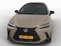 Lexus NX 450h+ AWD Overtrail | Explorer Pack | Panoramadak | Head-up Display | Trekhaak | Stoel- en stuurverwarming |