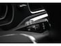 Volvo V40 Cross Country T3 Polar+ Luxury | Panoramadak | Harman Kardon Premium Sound | Parkeersensoren en Parkeercamera achter | Lederen bekleding | Standkachel | Volvo Guard alarm | Climate control | Cruise control |