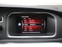 Volvo V40 Cross Country T3 Polar+ Luxury | Panoramadak | Harman Kardon Premium Sound | Parkeersensoren en Parkeercamera achter | Lederen bekleding | Standkachel | Volvo Guard alarm | Climate control | Cruise control |