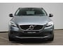 Volvo V40 Cross Country T3 Polar+ Luxury | Panoramadak | Harman Kardon Premium Sound | Parkeersensoren en Parkeercamera achter | Lederen bekleding | Standkachel | Volvo Guard alarm | Climate control | Cruise control |