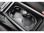 Volvo V40 Cross Country T3 Polar+ Luxury | Panoramadak | Harman Kardon Premium Sound | Parkeersensoren en Parkeercamera achter | Lederen bekleding | Standkachel | Volvo Guard alarm | Climate control | Cruise control |