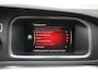 Volvo V40 Cross Country T3 Polar+ Luxury | Panoramadak | Harman Kardon Premium Sound | Parkeersensoren en Parkeercamera achter | Lederen bekleding | Standkachel | Volvo Guard alarm | Climate control | Cruise control |