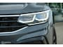 Volkswagen Tiguan 1.4 TSI eHybrid R-Line Business+ | Leder | ACC | HUD | R-Line Black Style-pakket | Elec Trekhaak | Stoel en stuurwielverw. | 2x memory | IQ.Light | Sfeerverlichting | DAB+ | Black Style pakket