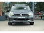 Volkswagen Tiguan 1.4 TSI eHybrid R-Line Business+ | Leder | ACC | HUD | R-Line Black Style-pakket | Elec Trekhaak | Stoel en stuurwielverw. | 2x memory | IQ.Light | Sfeerverlichting | DAB+ | Black Style pakket