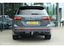 Volkswagen Tiguan 1.4 TSI eHybrid R-Line Business+ | Leder | ACC | HUD | R-Line Black Style-pakket | Elec Trekhaak | Stoel en stuurwielverw. | 2x memory | IQ.Light | Sfeerverlichting | DAB+ | Black Style pakket