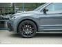 Volkswagen Tiguan 1.4 TSI eHybrid R-Line Business+ | Leder | ACC | HUD | R-Line Black Style-pakket | Elec Trekhaak | Stoel en stuurwielverw. | 2x memory | IQ.Light | Sfeerverlichting | DAB+ | Black Style pakket