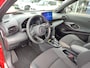 Toyota Yaris Cross 1.5 Hybrid 130 EXECUTIVE NIEUW MODEL 2026! HEAD-UP JBL-AUDIO STOEL/STUURVERW 18'' LM-VELGEN PARK-SENSOREN NAVI APPLE/ANDROID