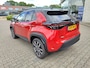 Toyota Yaris Cross 1.5 Hybrid 130 EXECUTIVE NIEUW MODEL 2026! HEAD-UP JBL-AUDIO STOEL/STUURVERW 18'' LM-VELGEN PARK-SENSOREN NAVI APPLE/ANDROID