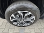Toyota Yaris Cross HYBRID 130 FIRST EDITION NIEUW MODEL 2026! DIRECT LEVERBAAR!! STOEL/STUURVER LED 17'' LM-VELGEN KEYLESS BLIND SPOT APPLE/ANDROID
