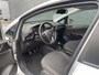 Opel Corsa 1.2 4 cilinder parkeersensoren achter airco