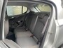Opel Corsa 1.2 4 cilinder parkeersensoren achter airco