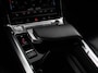 Audi E-tron 50 quattro S-Line edition Panoramadak Navigatie Camera Parkeersensoren Elektrische achterklep Elektrische stoelen en verwarmd Virtual Cockpit Climate Control