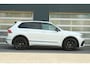 Volkswagen Tiguan 1.4 TSI 245pk eHybrid R-Line Business | Panoramadak | Black Style | Suzuka 20 inch