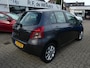 Toyota Yaris 1.0 VVTi +