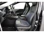 Toyota RAV4 2.5 Hybrid AWD Bi-Tone | Apple Carplay / Android Auto | Stoel-/stuurverwarming | Verwarmbare voorruit | Leder | Full LED | Parkeersensoren voor/achter | Camera | Keyless | Adaptive Cruise | Clima | 18 inch