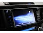 Toyota RAV4 2.5 Hybrid Style | Trekhaak | Navigatie | Stoelverwarming | Parkeersensoren voor/achter | Camera | Keyless | Leder/alcantara | Adaptive Cruise | Clima | LED | 18 inch