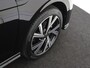 Volkswagen Polo R-Line Edition | 'App-Connect' draadloze smartphone integratie | Achterlichten LED | Afstandscontrolesysteem (Front Assist)