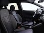Volkswagen Polo R-Line Edition | 'App-Connect' draadloze smartphone integratie | Achterlichten LED | Afstandscontrolesysteem (Front Assist)