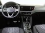 Volkswagen Polo R-Line Edition | 'App-Connect' draadloze smartphone integratie | Achterlichten LED | Afstandscontrolesysteem (Front Assist)
