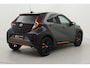 Toyota Aygo X 1.0 VVT-i MT Limited | JBL | Keyless | Stoelverwarming | LED | Adaptive Cruise | Apple Carplay / Android Auto | Parkeersensoren voor/achter | Clima | Camera | 18 inch