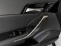 MG MG4 Electric Luxury 64 kWh SOH 96,0% / Fabrieksgarantie 02-2030 / Warmtepomp / Adaptive Cruise / 3 Fase / Stoelverwarming / 1e Eigenaar / Dealeronderhouden / NL Auto / Apple & Android /