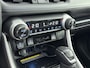Toyota RAV4 2.5 Hybrid AWD Bi-Tone Innovation Pack | Panoramadak | 360 Camera | JBL | Dodehoek detectie | Parkeersensoren voor+achter | Navigatie | Apple CarPlay/Android Auto | Cruise Control Adaptive |