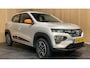 Dacia Spring Comfort Plus (Orange Pack) 27 kWh|AIRCO|LEDER|CARPLAY|CRUISE CTRL|ACHTERUITRIJCAMERA|NAVI|PARKEERSENS|LMV|NIEUWSTAAT|
