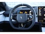 Polestar 4 Long Range Single motor 100 kWh Pilot | Plus | | Adaptive cruise control + Pilot assist | Lane change assist | 360 camera | Harman Kardon Premium Sound | Head-up display | Pixel Led koplampen + adaptief grootlicht | Elektrisch bedienbare achterklep met voetsensor | 12-voudig verstelbare stoelen | Elektrisch verstelbare rugleuning achter |  | Stoel + stuurwielverwarming | verwarmde achterbank | 22kw AC Laden | 21" LM |