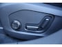 Polestar 4 Long Range Single motor 100 kWh Pilot | Plus | | Adaptive cruise control + Pilot assist | Lane change assist | 360 camera | Harman Kardon Premium Sound | Head-up display | Pixel Led koplampen + adaptief grootlicht | Elektrisch bedienbare achterklep met voetsensor | 12-voudig verstelbare stoelen | Elektrisch verstelbare rugleuning achter |  | Stoel + stuurwielverwarming | verwarmde achterbank | 22kw AC Laden | 21" LM |