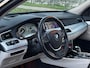 BMW 5-Serie GT Gran Turismo 535xi High Executive|PANO|SOFTCLOSE|HEADUP|AUT|CAMERA|MEMMORIE|COMFORTZETELS